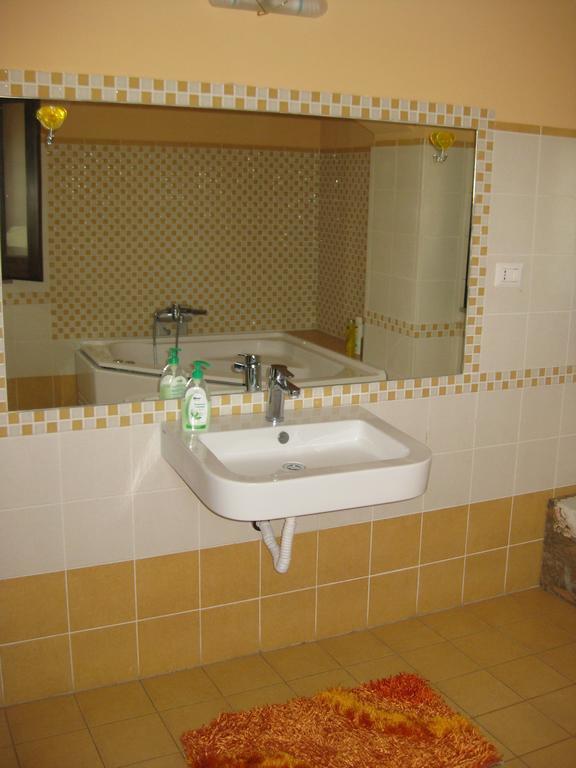 Villa Nina Трекастани Екстериор снимка
