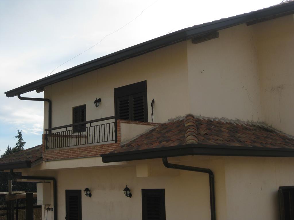 Villa Nina Трекастани Екстериор снимка