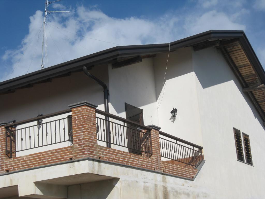 Villa Nina Трекастани Екстериор снимка